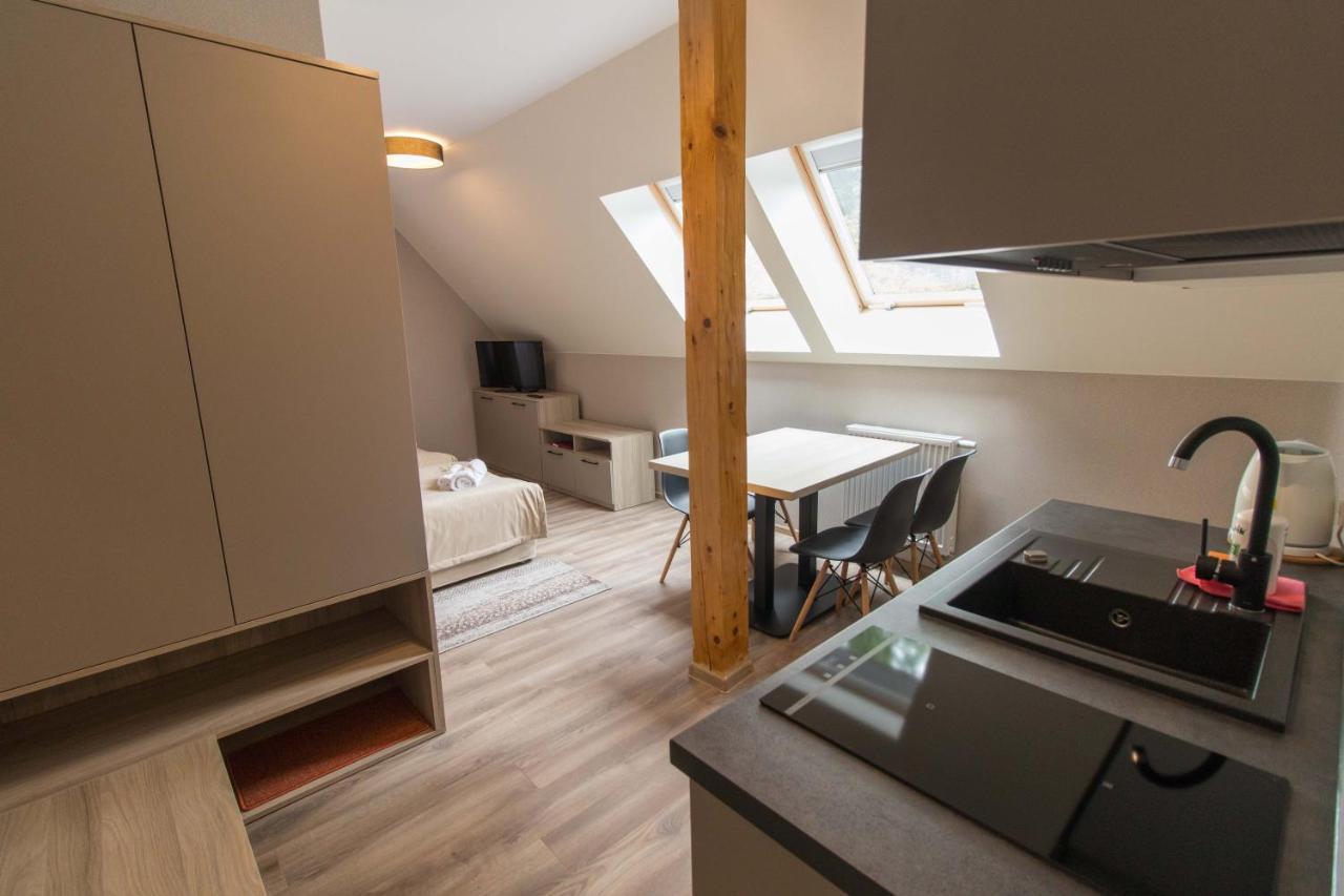 Osrodek Wypoczynkowy Iskra Hotel Piwniczna-Zdroj ภายนอก รูปภาพ