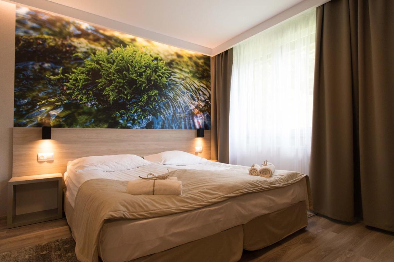 Osrodek Wypoczynkowy Iskra Hotel Piwniczna-Zdroj ภายนอก รูปภาพ