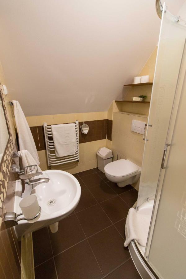 Osrodek Wypoczynkowy Iskra Hotel Piwniczna-Zdroj ห้อง รูปภาพ