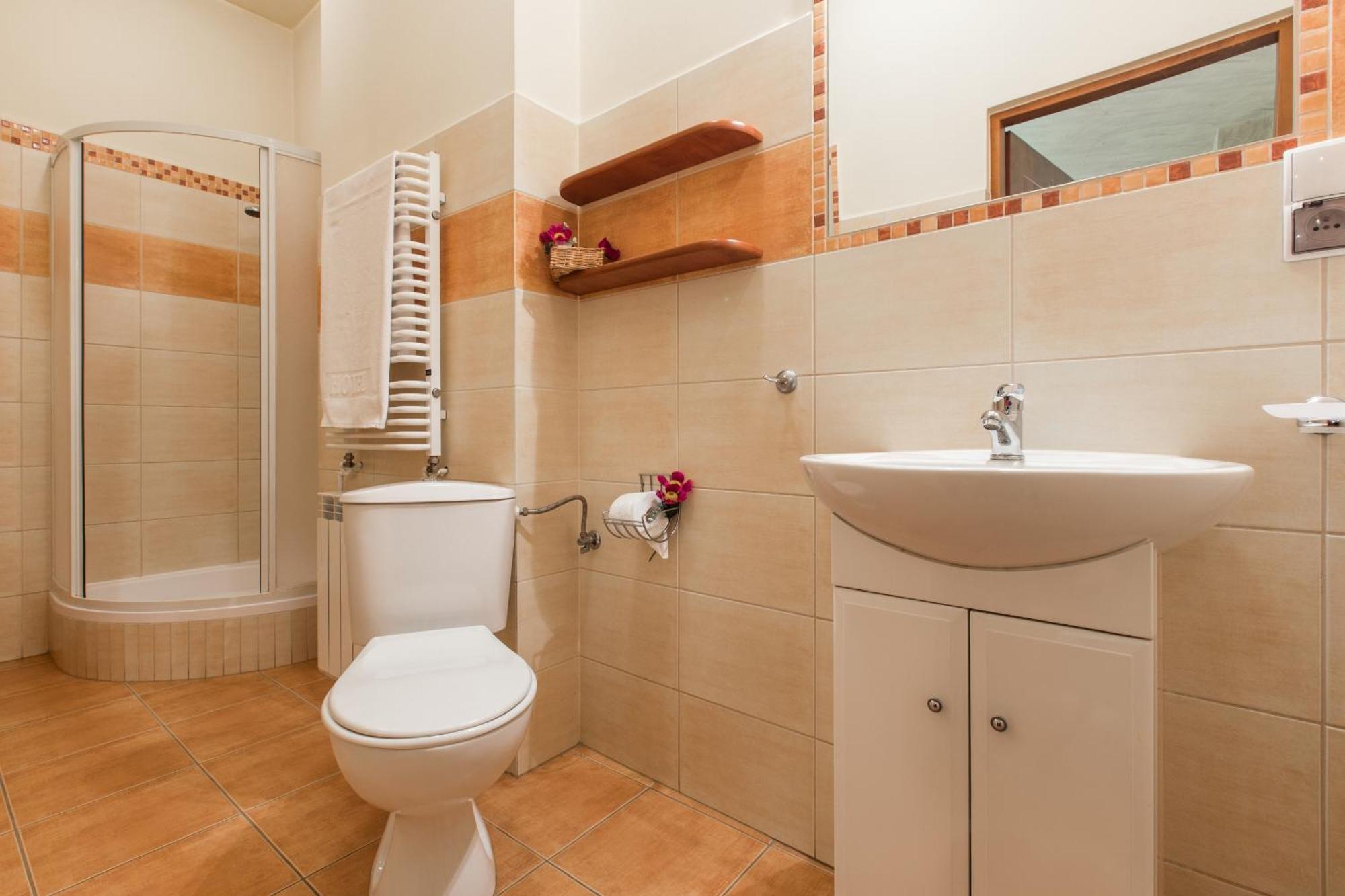 Osrodek Wypoczynkowy Iskra Hotel Piwniczna-Zdroj ภายนอก รูปภาพ