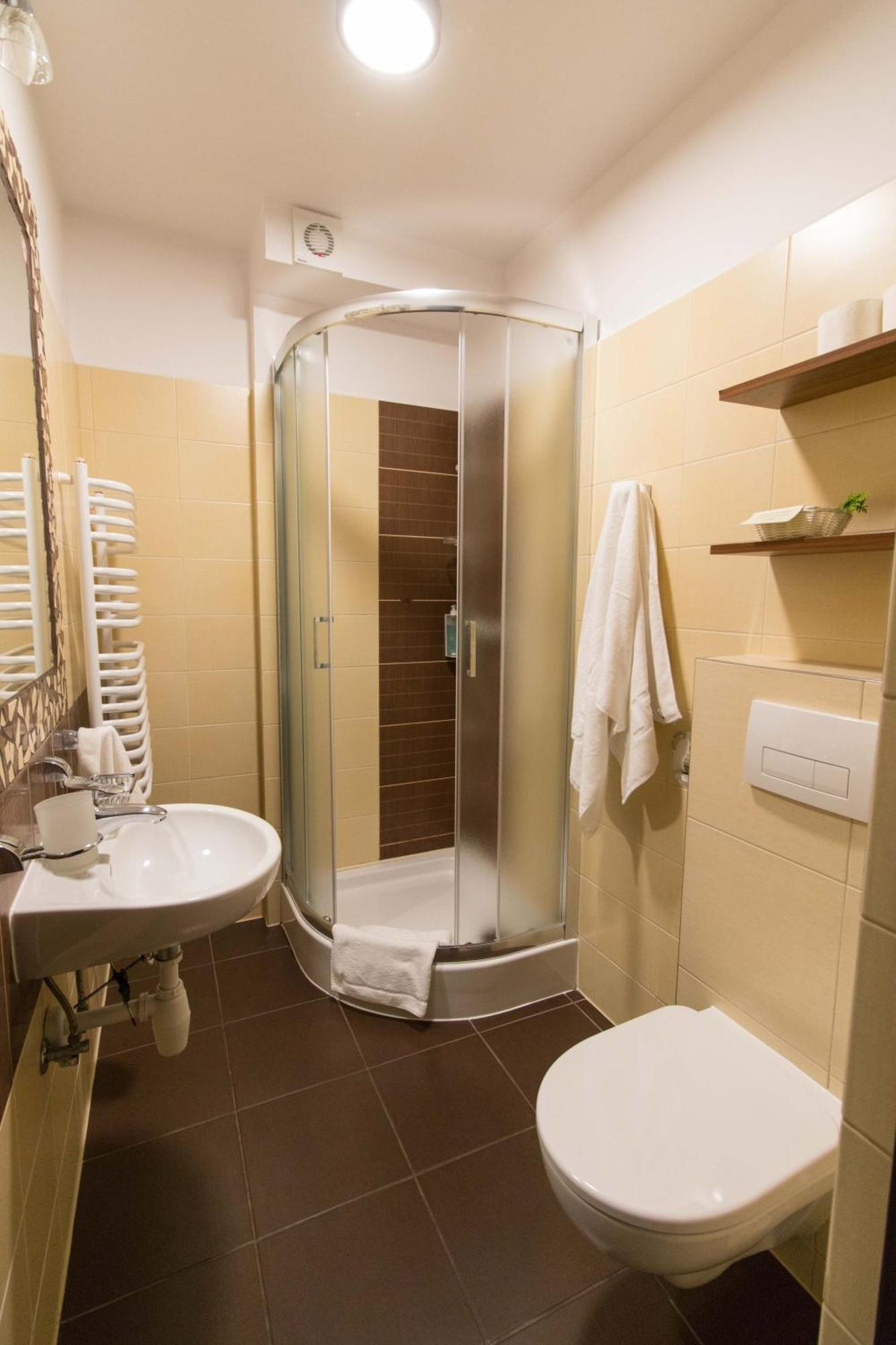 Osrodek Wypoczynkowy Iskra Hotel Piwniczna-Zdroj ห้อง รูปภาพ