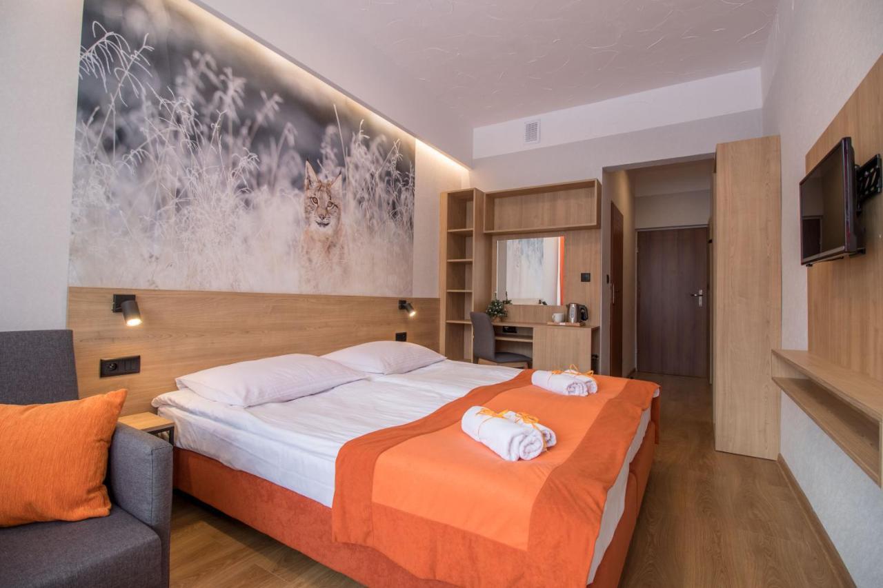 Osrodek Wypoczynkowy Iskra Hotel Piwniczna-Zdroj ภายนอก รูปภาพ